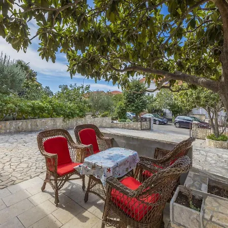 Andry Apartment